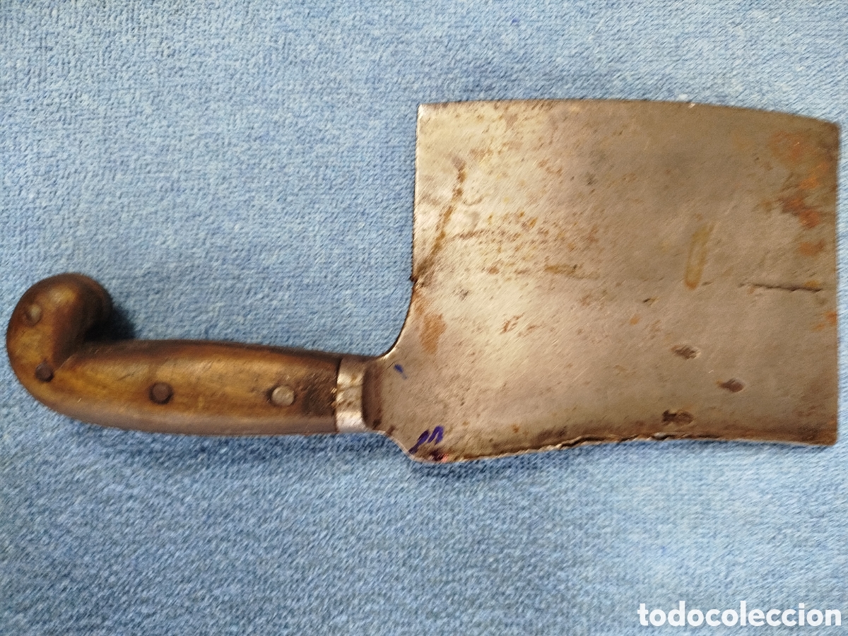 Antig&uuml;edades: Antigua cuchilla carnicero de hierro y mango de madera