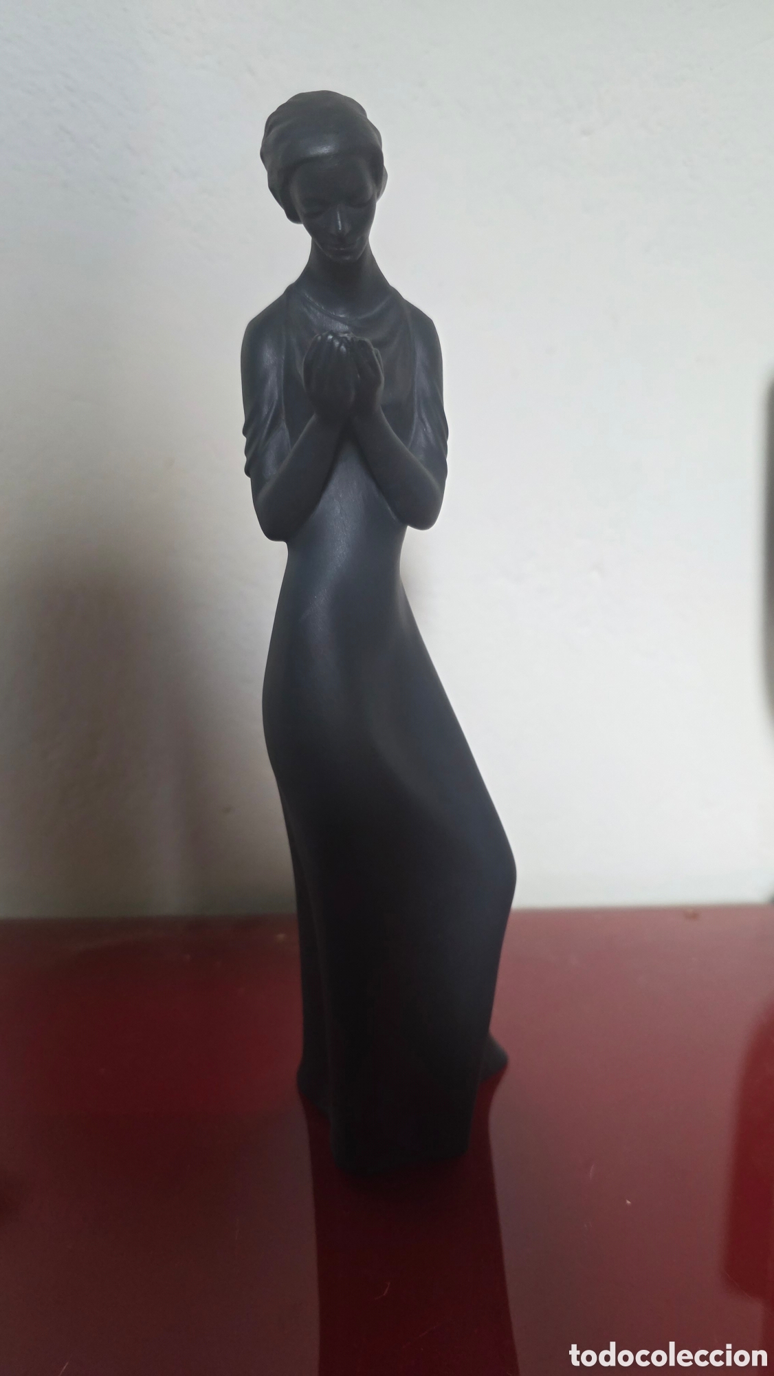 Antig&uuml;edades: Figura porcelana inglesa royal doulton