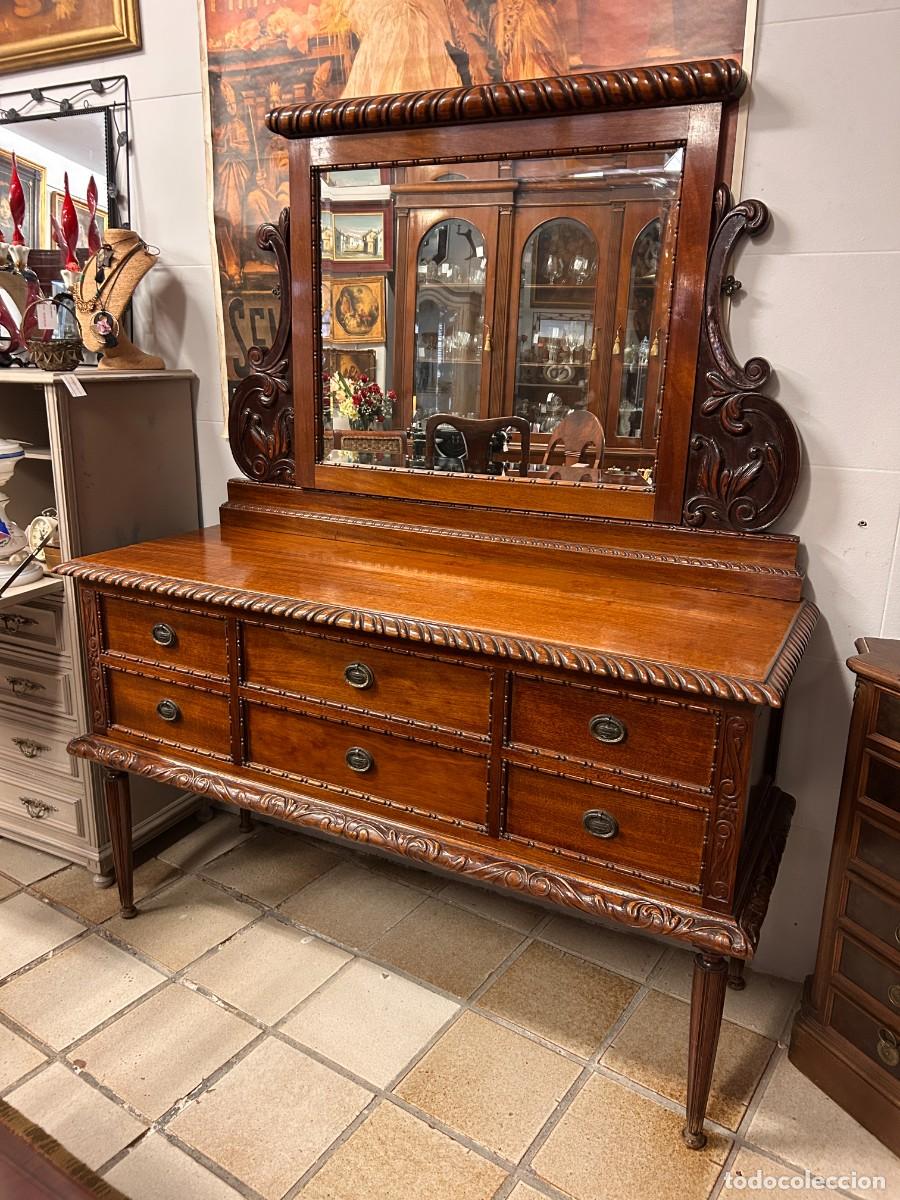 Antig&uuml;edades: C&oacute;moda tocador con espejo - Foto 1