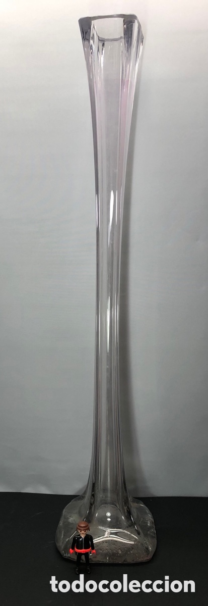Antiquit&eacute;s: 81 cm ALTO &bull; Antiguo e impresionante cristal violetero soliflore