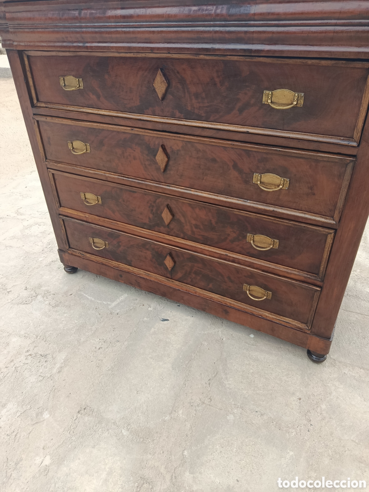 Antig&uuml;edades: C&oacute;moda antigua de madera - Foto 6
