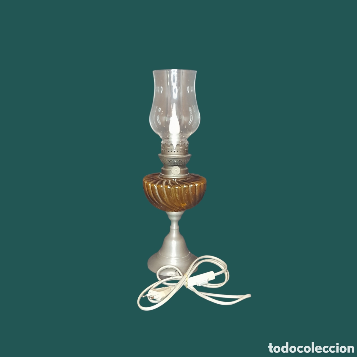 Antig&uuml;edades: Antigua l&aacute;mpara de aceite. - Foto 2