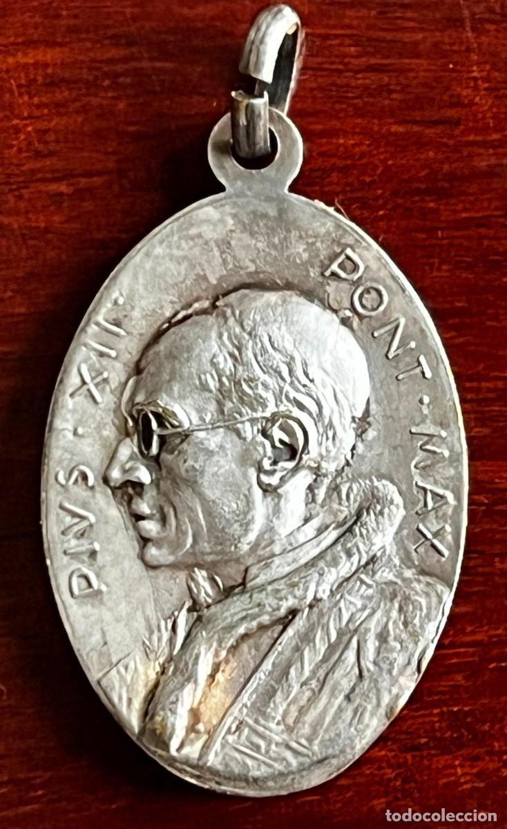 Antig&uuml;edades: Antigua medalla de la BEATA JOAQUINA DE VEDRUNA Y PAPA PIO XII, PIUS XII, PONT. MAX, mide 3,5 X 2,2