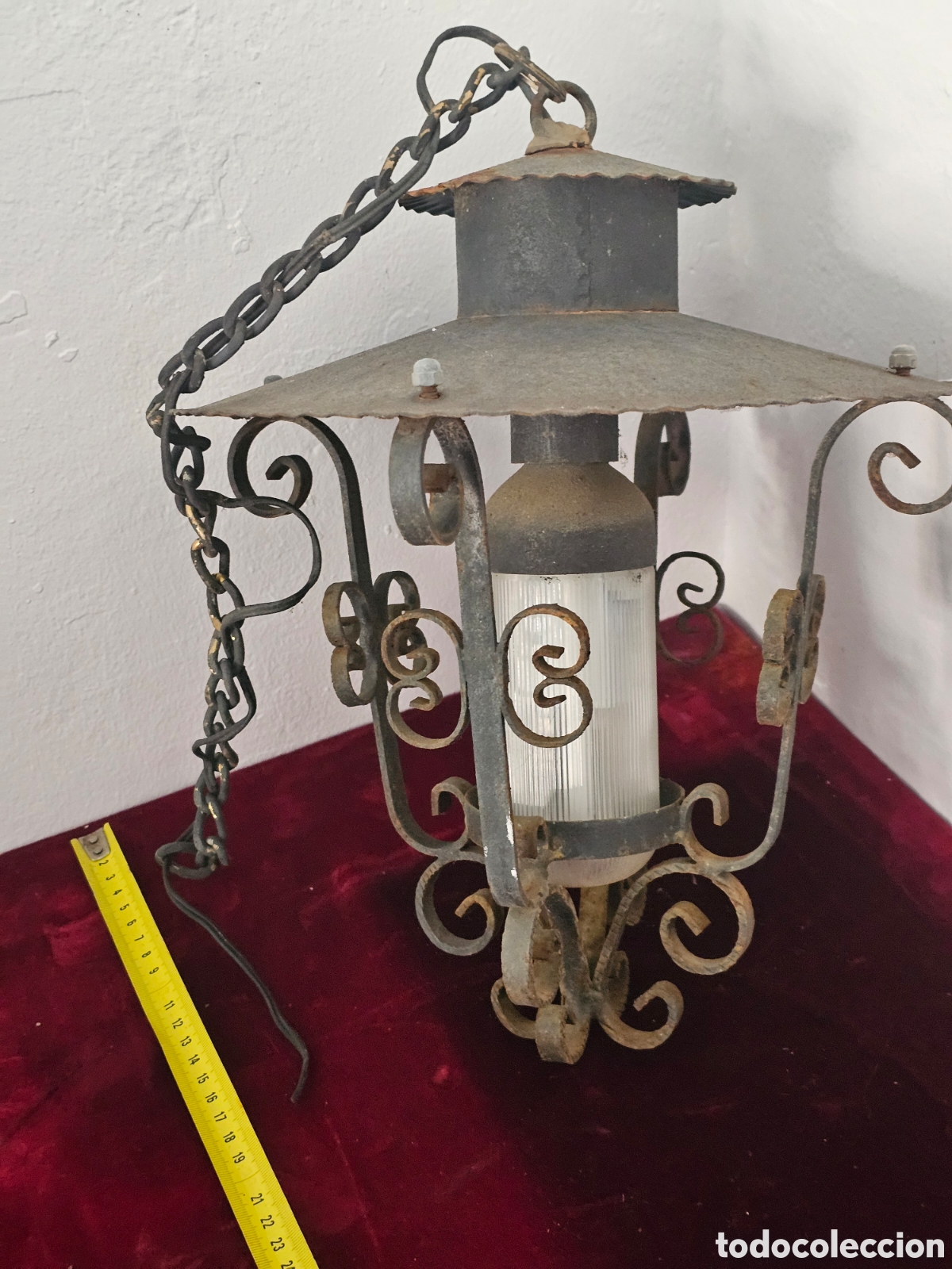 Antig&uuml;edades: ​Farol Colgante Antiguo de Forja R&uacute;stica - Estilo Castellano / Medieval 1950s 1970s