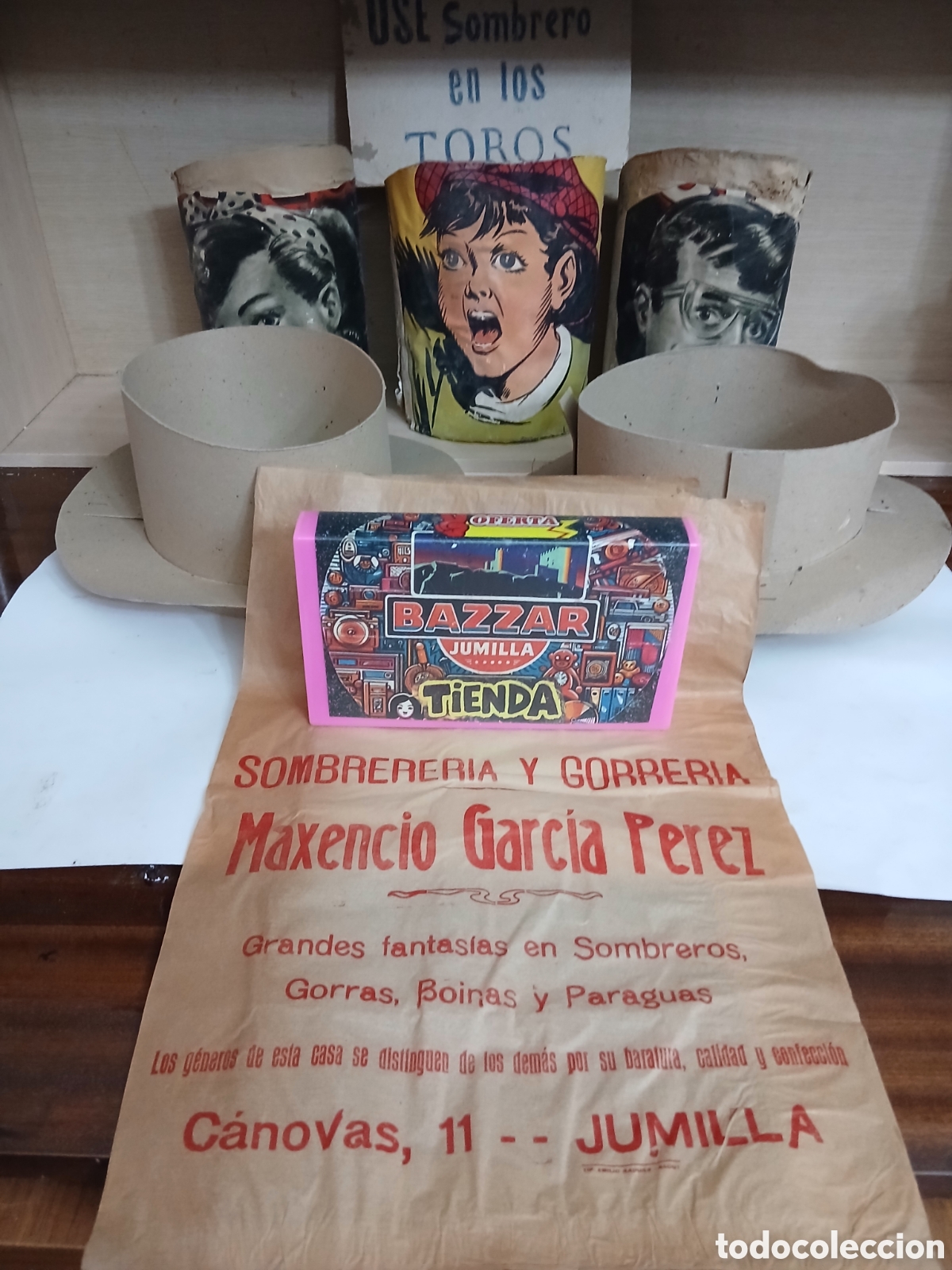 Antig&uuml;edades: Lote antiguo de papel y carton