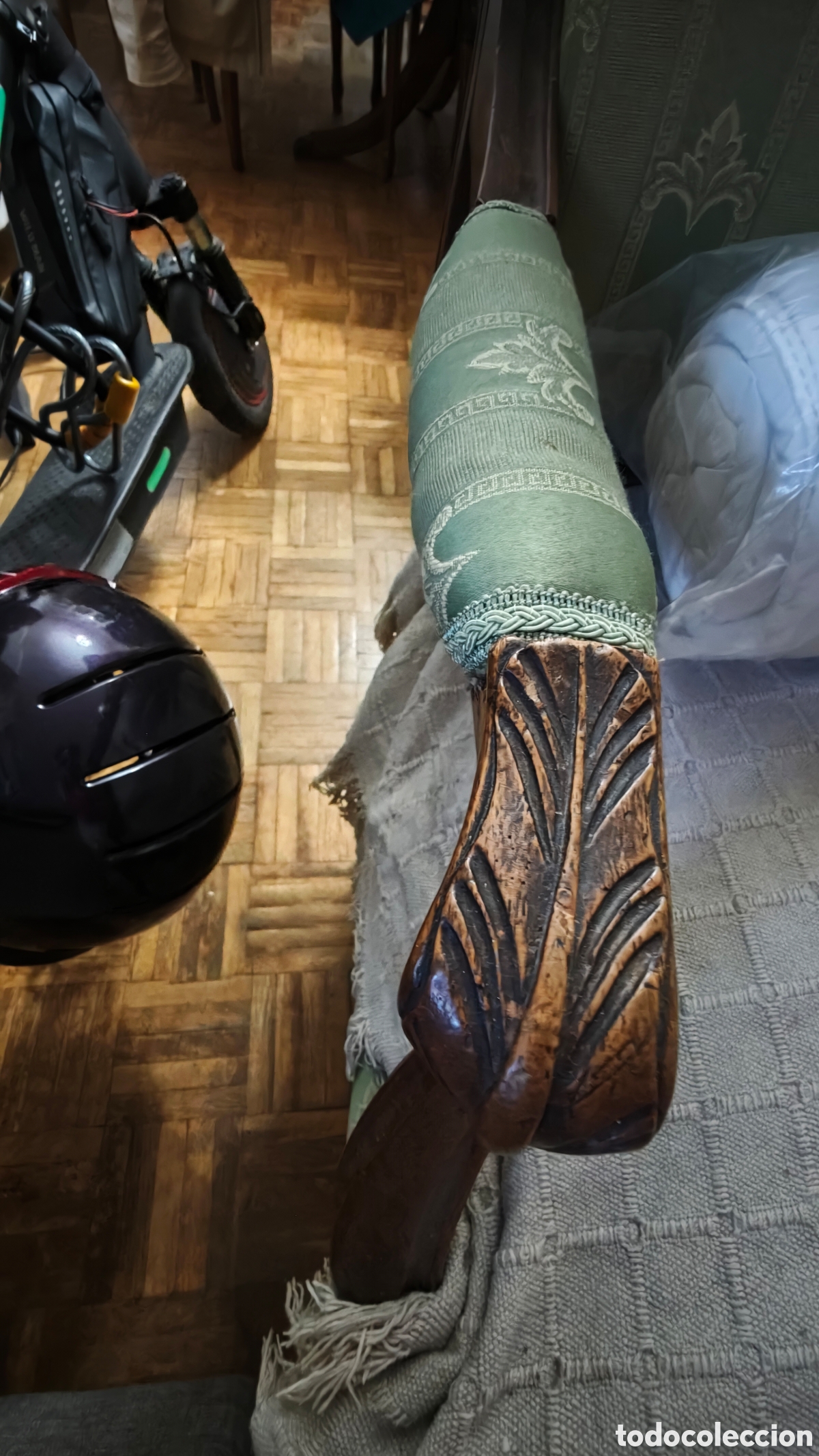Antig&uuml;edades: Sof&aacute; siglo XVIII tapizado - Foto 3