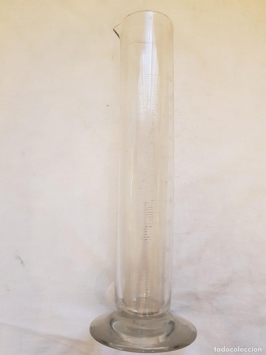 Antig&uuml;edades: Probeta de cristal de 500 cc - Foto 2