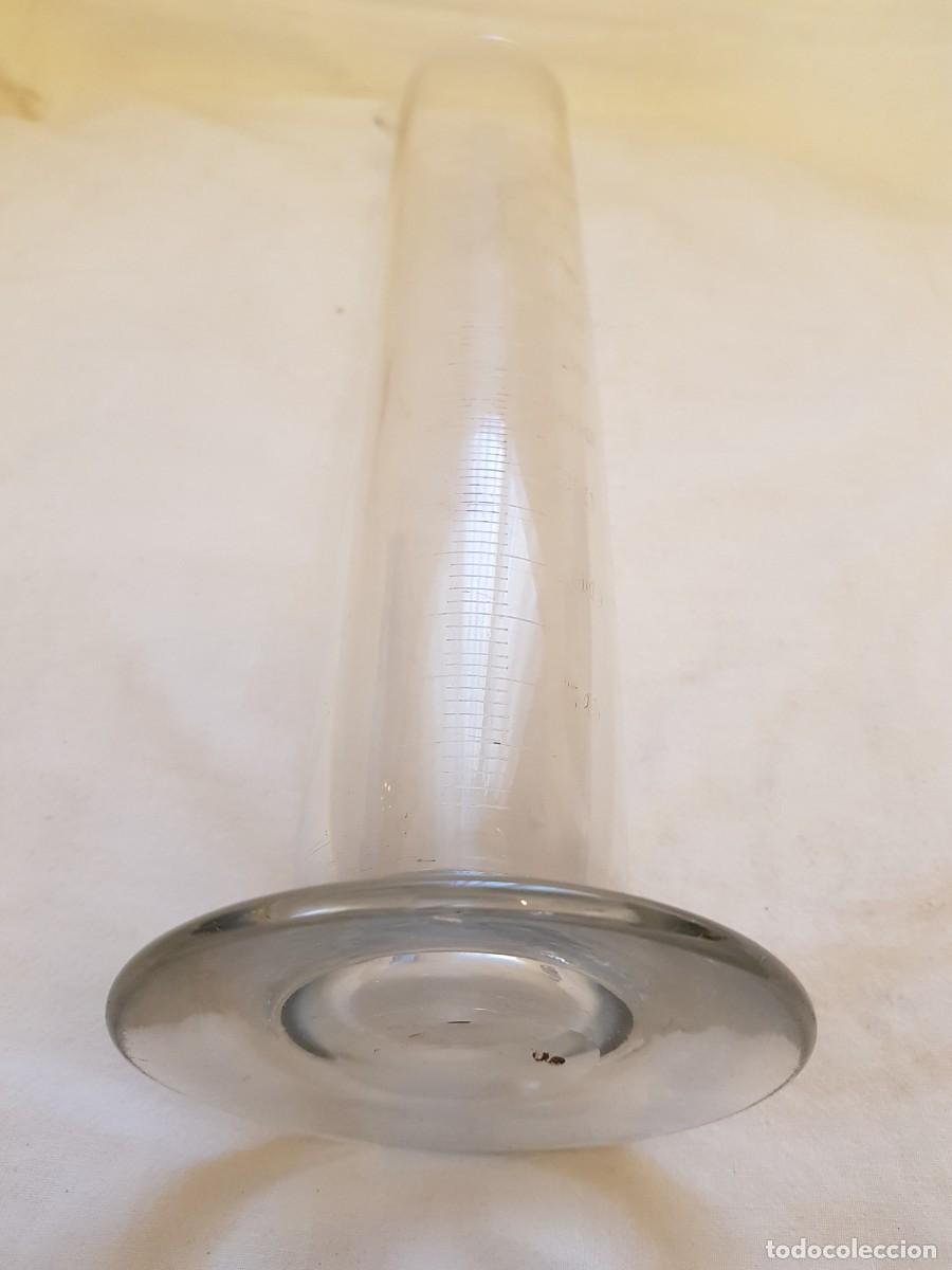 Antig&uuml;edades: Probeta de cristal de 500 cc - Foto 3