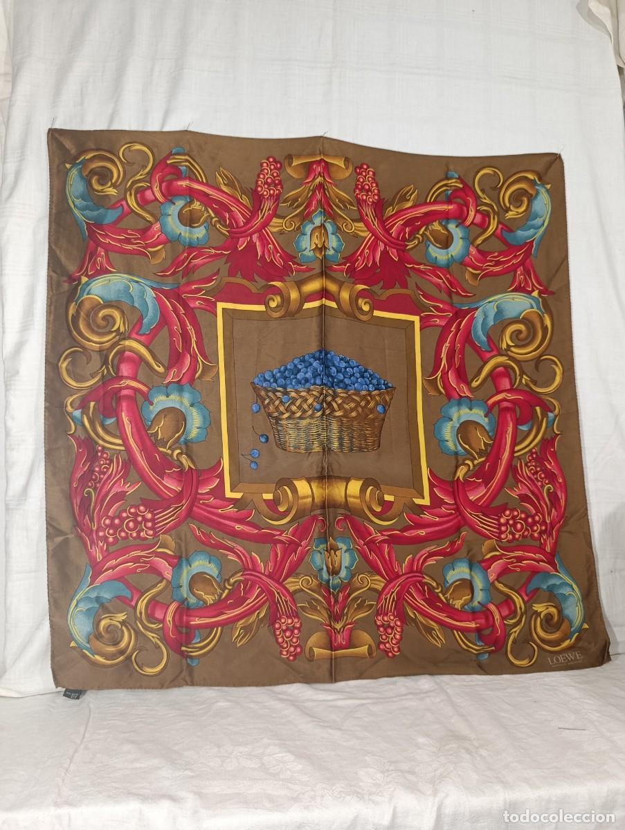 Antig&uuml;edades: ELEGANTE PA&Ntilde;UELO DE SEDA DE LOEWE - Foto 7