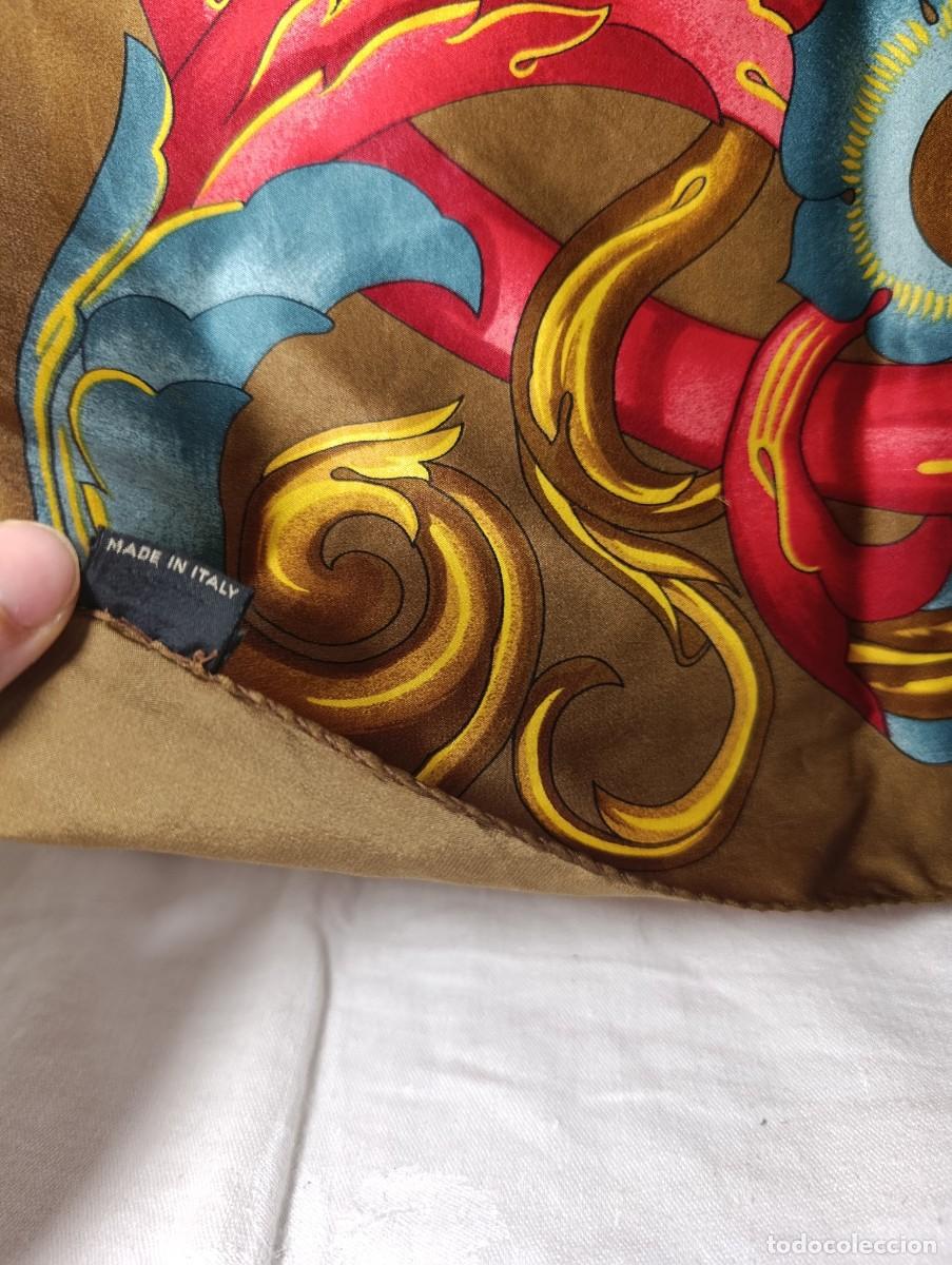 Antig&uuml;edades: ELEGANTE PA&Ntilde;UELO DE SEDA DE LOEWE - Foto 9