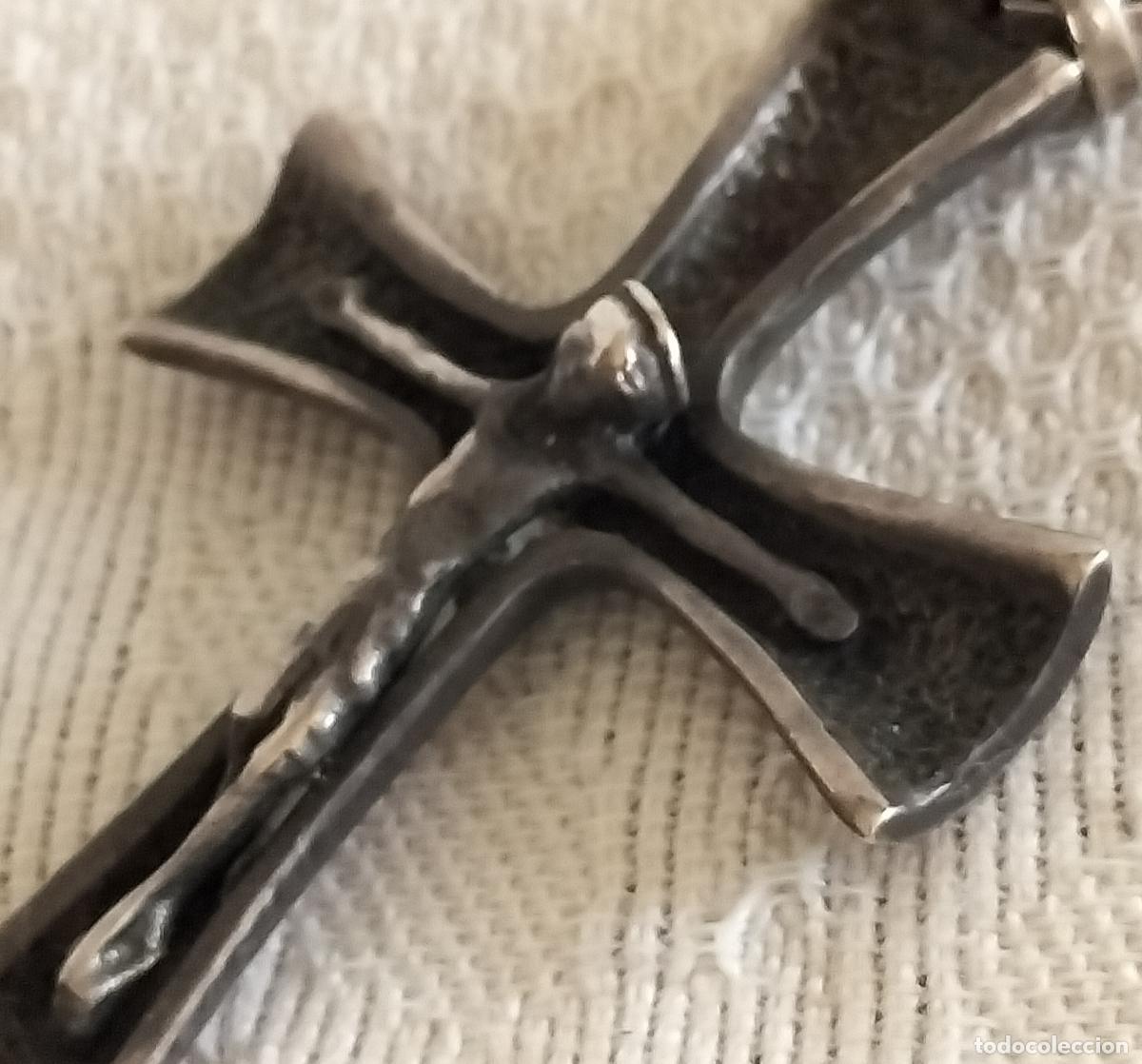 Antig&uuml;edades: CRUZ CON CADENA EN PLATA DE LEY. - Foto 4