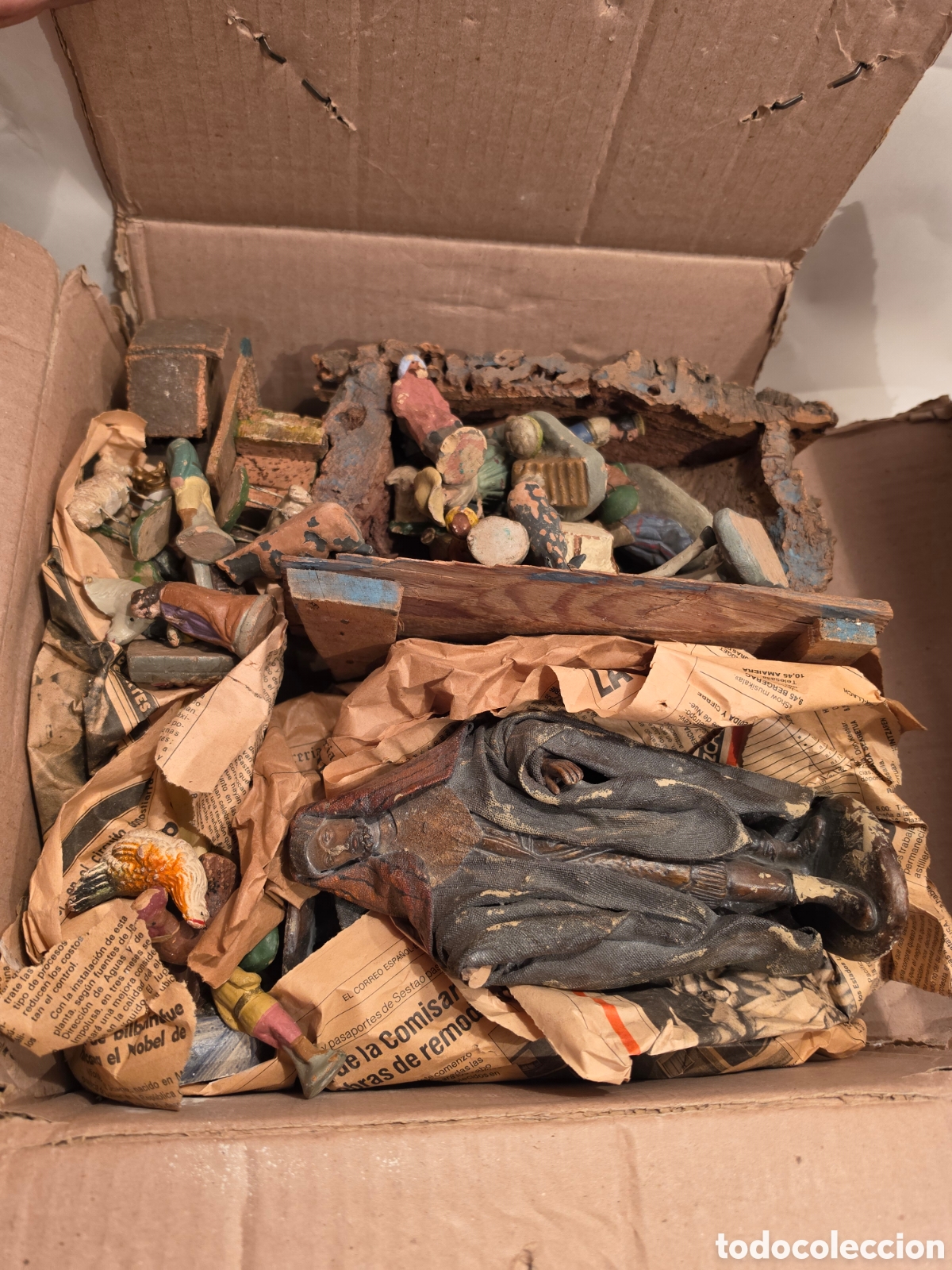 Antig&uuml;edades: FIGURAS DE BELEN DE BARRO. A&Ntilde;OS 30? LOTE FIGURAS DE BARRO. BELEN.