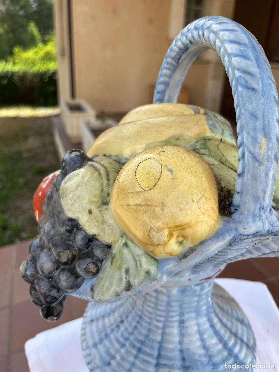 Antig&uuml;edades: Manises, botijo (cesta frutero) - Foto 2