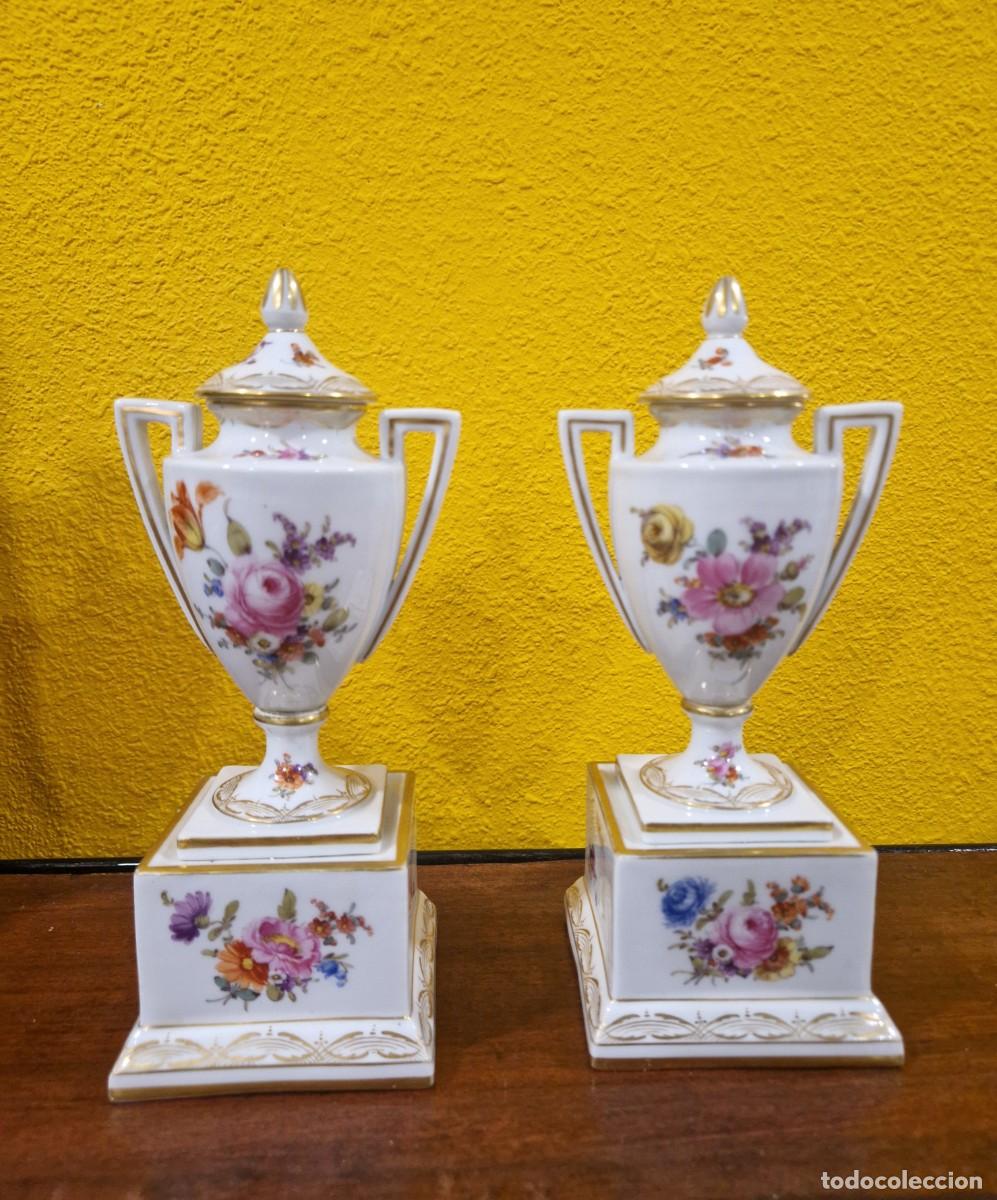 Antig&uuml;edades: Pareja de jarrones Carl Teichert Meissen