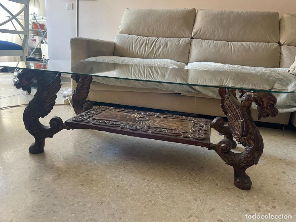 Antig&uuml;edades: Original mesa de hierro con dragones - Foto 2