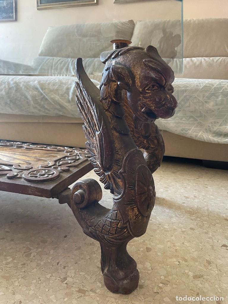 Antig&uuml;edades: Original mesa de hierro con dragones - Foto 5