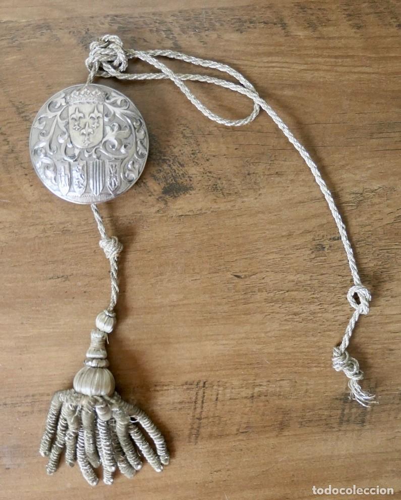 Antig&uuml;edades: espectacular medalla her&aacute;ldica o matriz de sello de la casa de Borb&oacute;n-Anjou- en plata