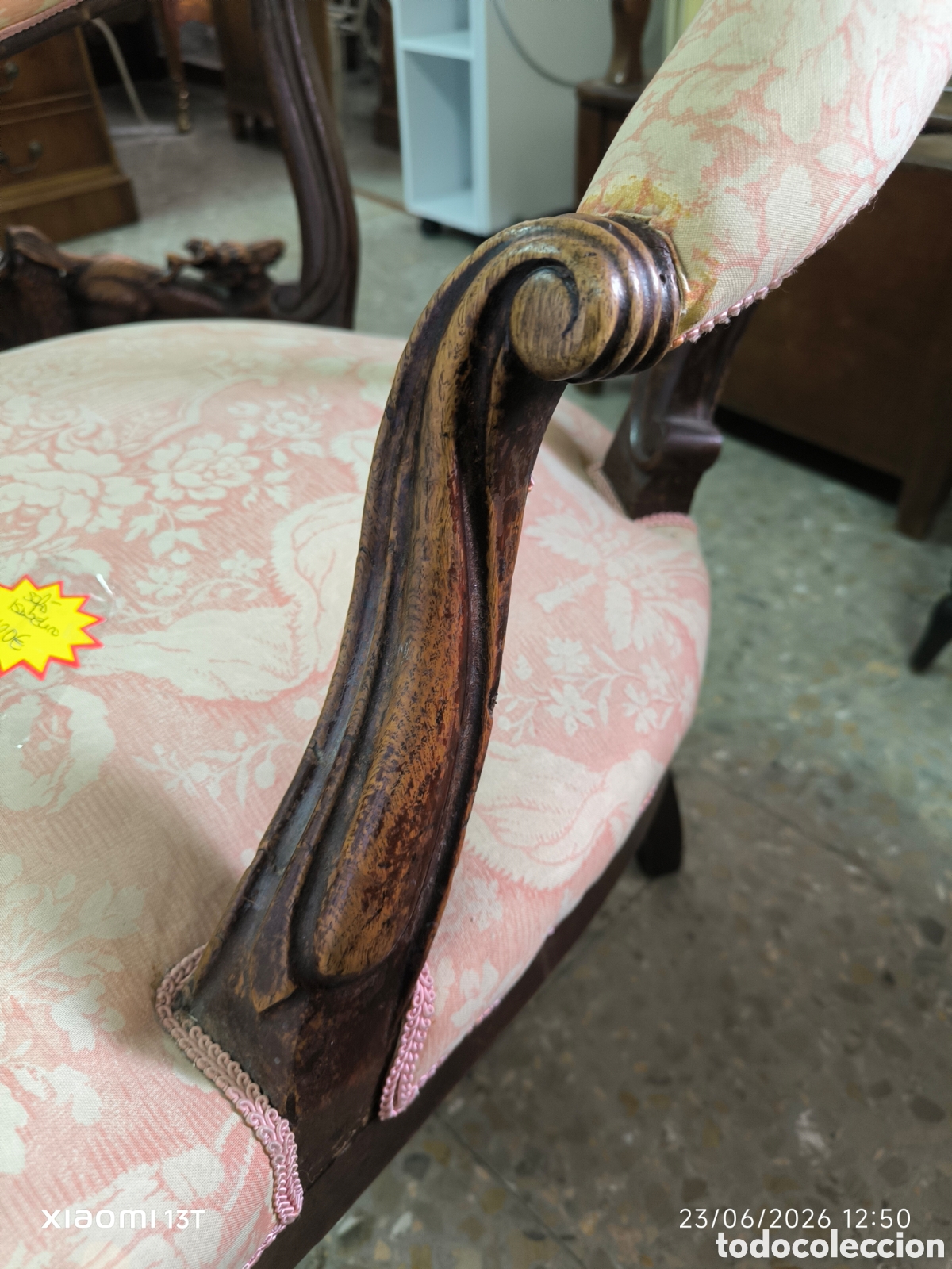 Antig&uuml;edades: Sillon antiguo tapizado - Foto 3