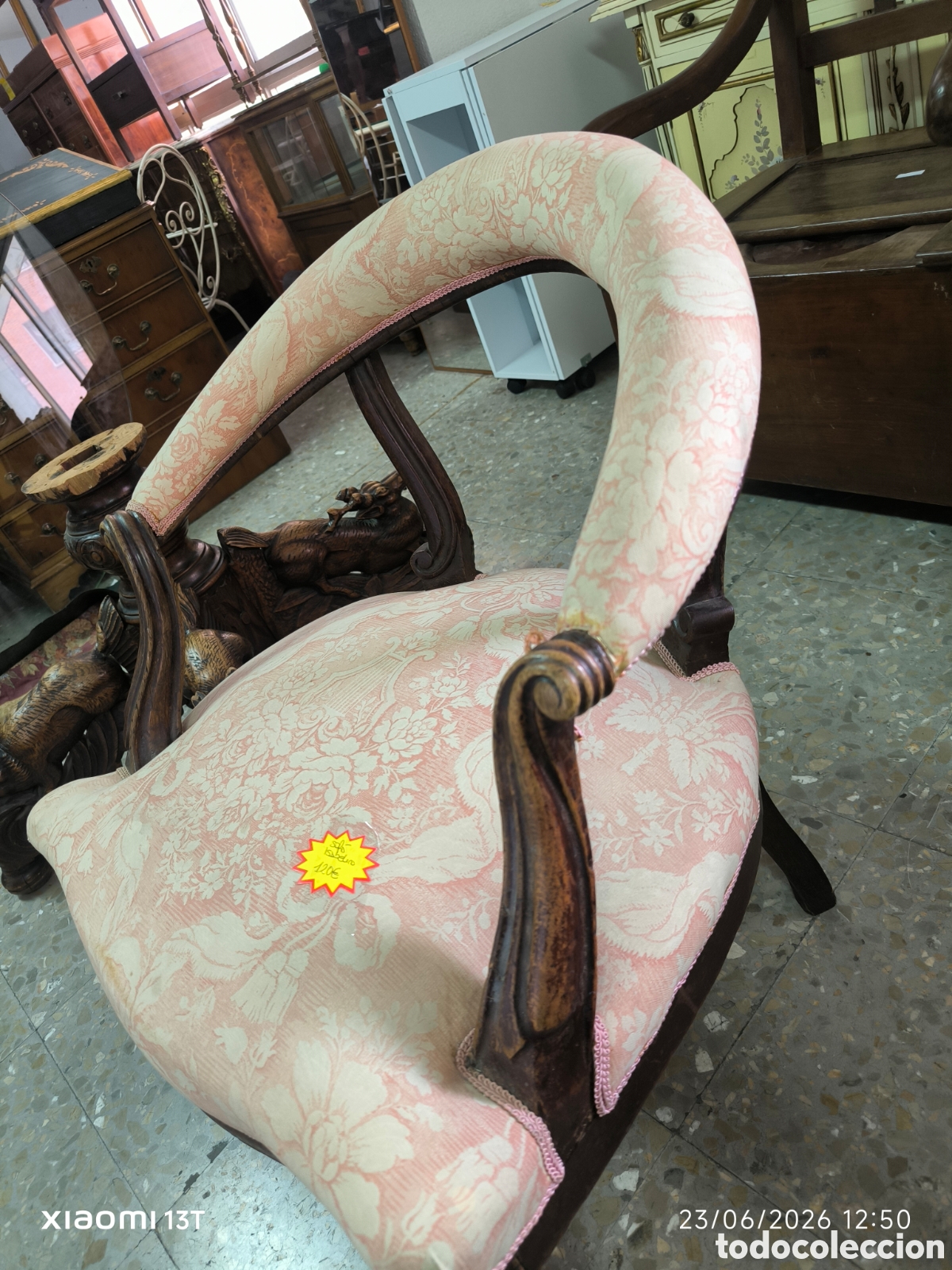 Antig&uuml;edades: Sillon antiguo tapizado - Foto 5