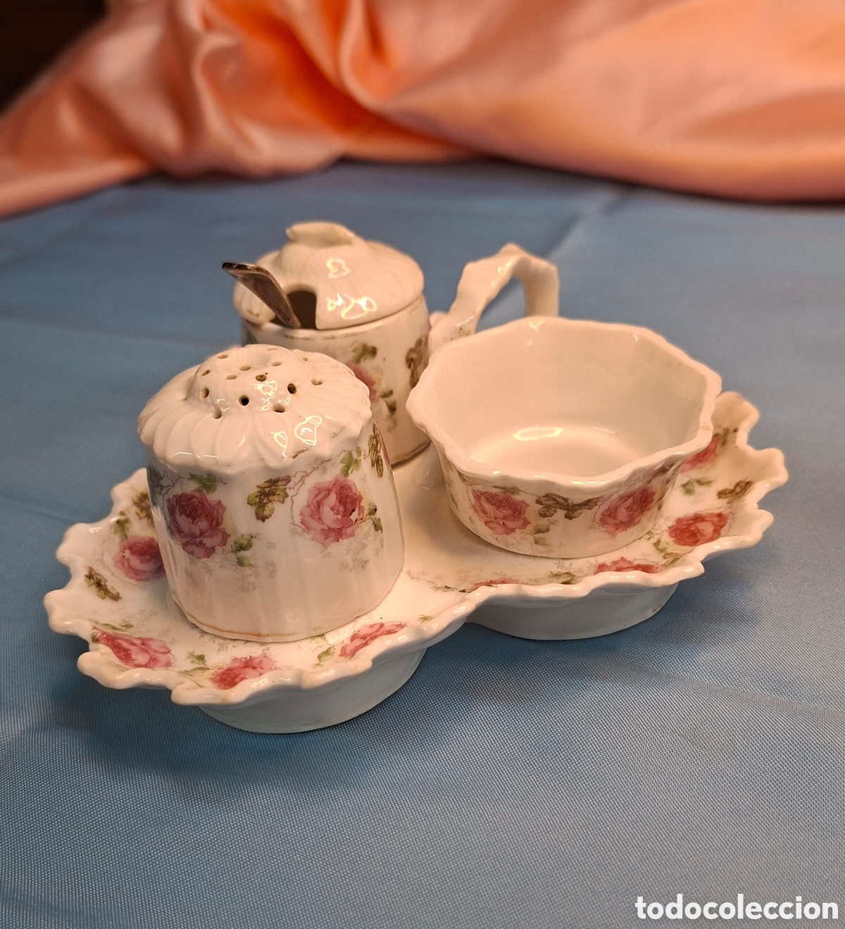 Antig&uuml;edades: Juego de porcelana del Siglo XX