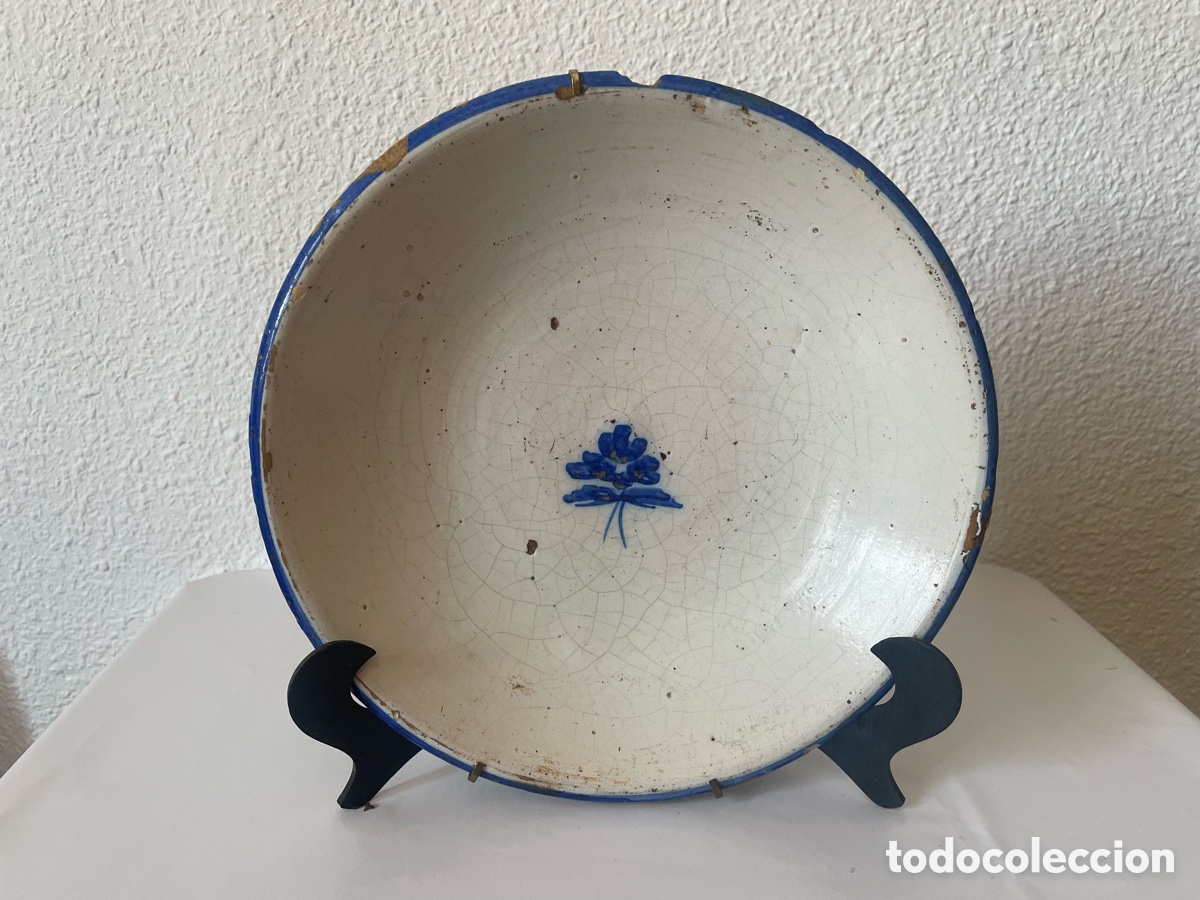 Antiquit&eacute;s: Lebrillo cer&aacute;mica espa&ntilde;ola azul y blanco &mdash; flor central &mdash; 25 cm