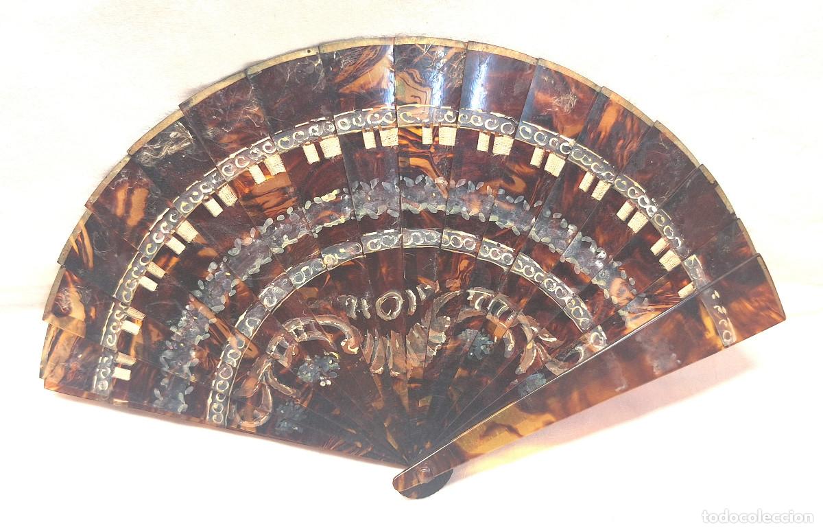 Antig&uuml;edades: Abanico de Carey S XIX. Med. 28 cm