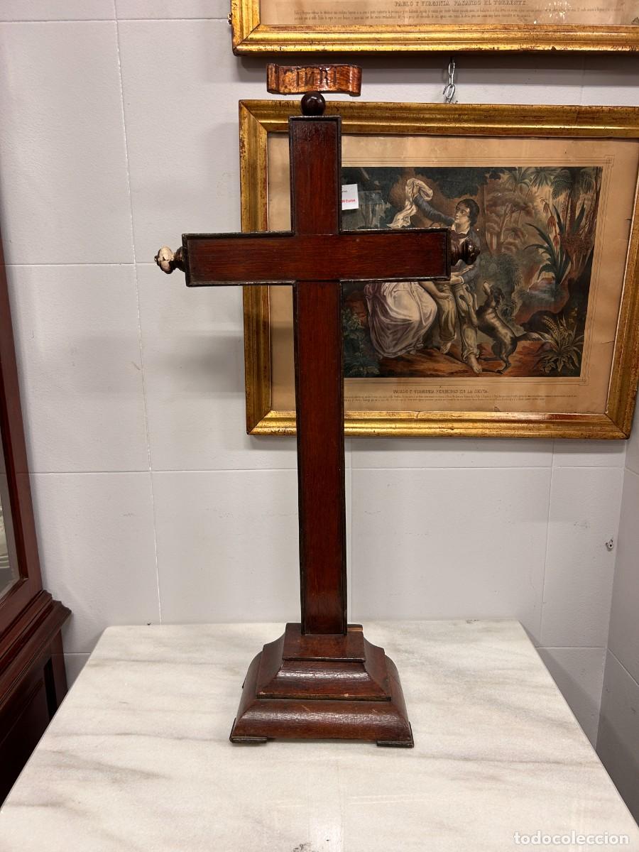 Antig&uuml;edades: Antigua Cruz de madera 85 cm