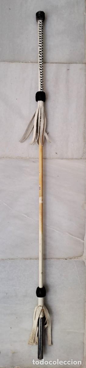 Antig&uuml;edades: VARA GITANA O CACHABA DE METAL FORRADO. BASTON-15