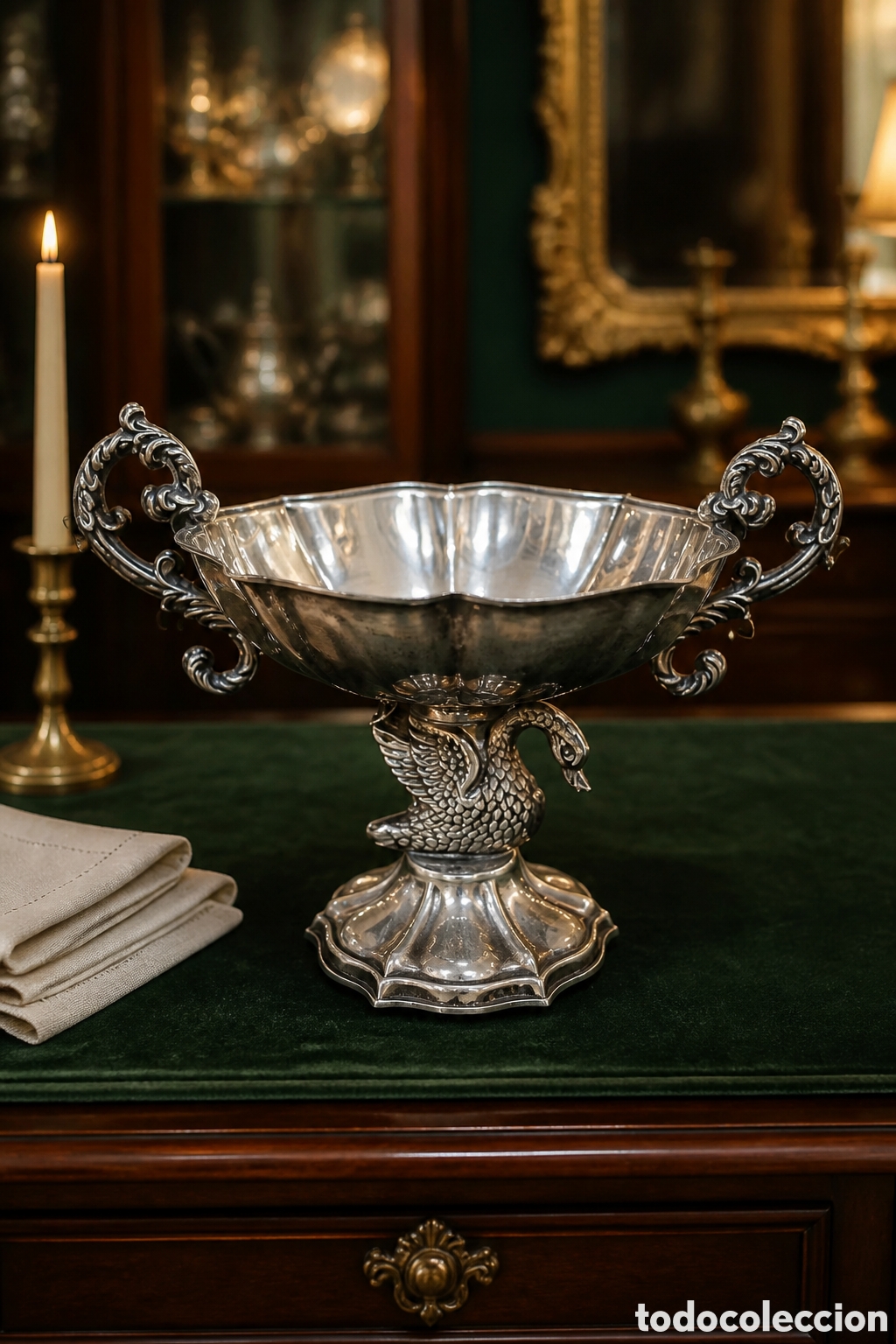 Antig&uuml;edades: ANTIGUO CENTRO DE MESA PEQUE&Ntilde;O ELABORADO EN PLATA