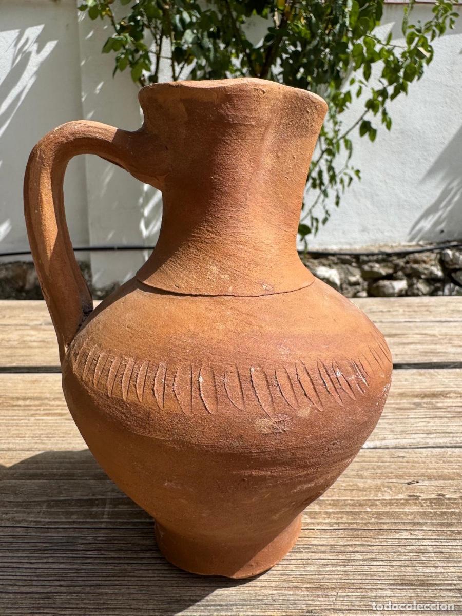 Antig&uuml;edades: Peque&ntilde;a jarra Barro terracota 18x14cms un asa boca pintada