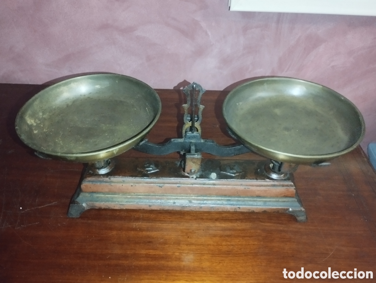 Antig&uuml;edades: Balanza mec&aacute;nica antigua