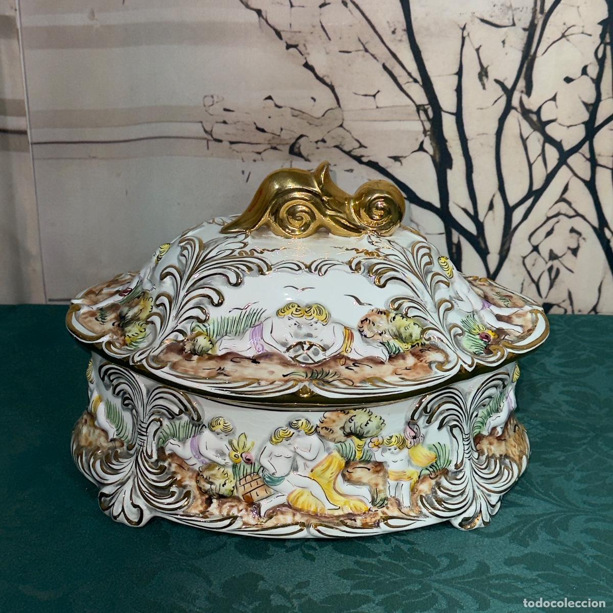 Antig&uuml;edades: Sopera de Porcelana ELPA Alcoba&ccedil;a