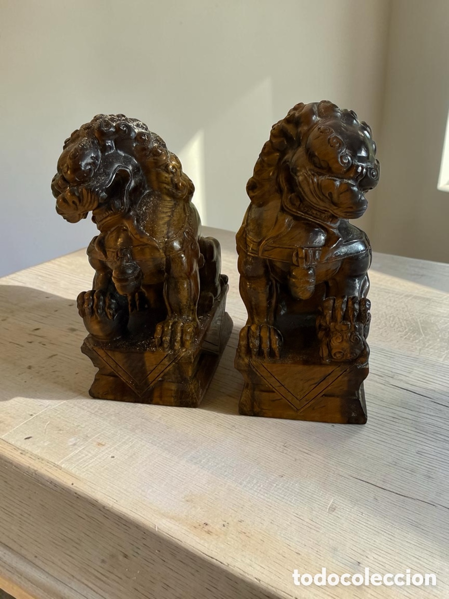 Antig&uuml;edades: Perros Fu elaborados en ojo de tigre