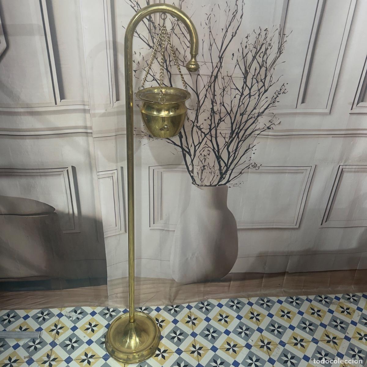 Antig&uuml;edades: Soporte de Incensario de Iglesia