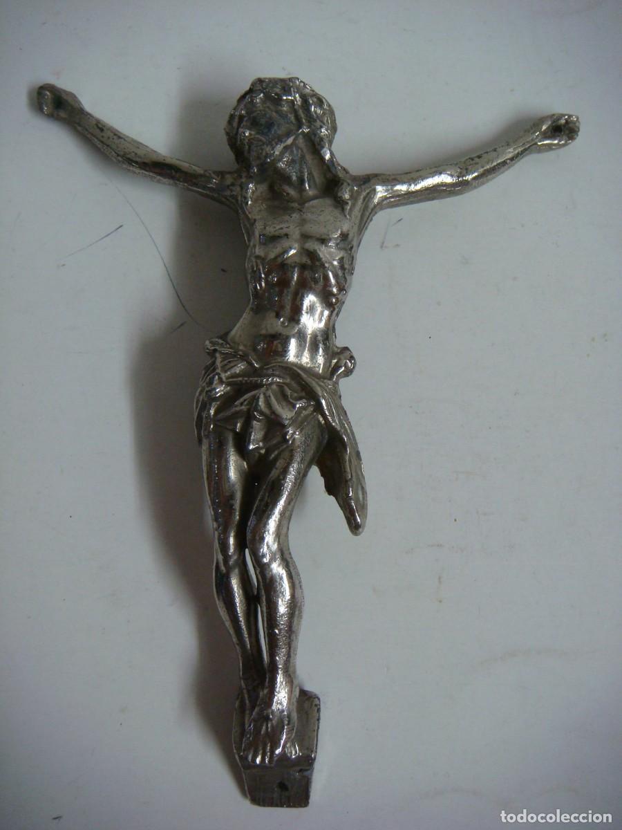 Antig&uuml;edades: CRISTO METALICO PLATEADO-CAJ-G-N&ordm;-26