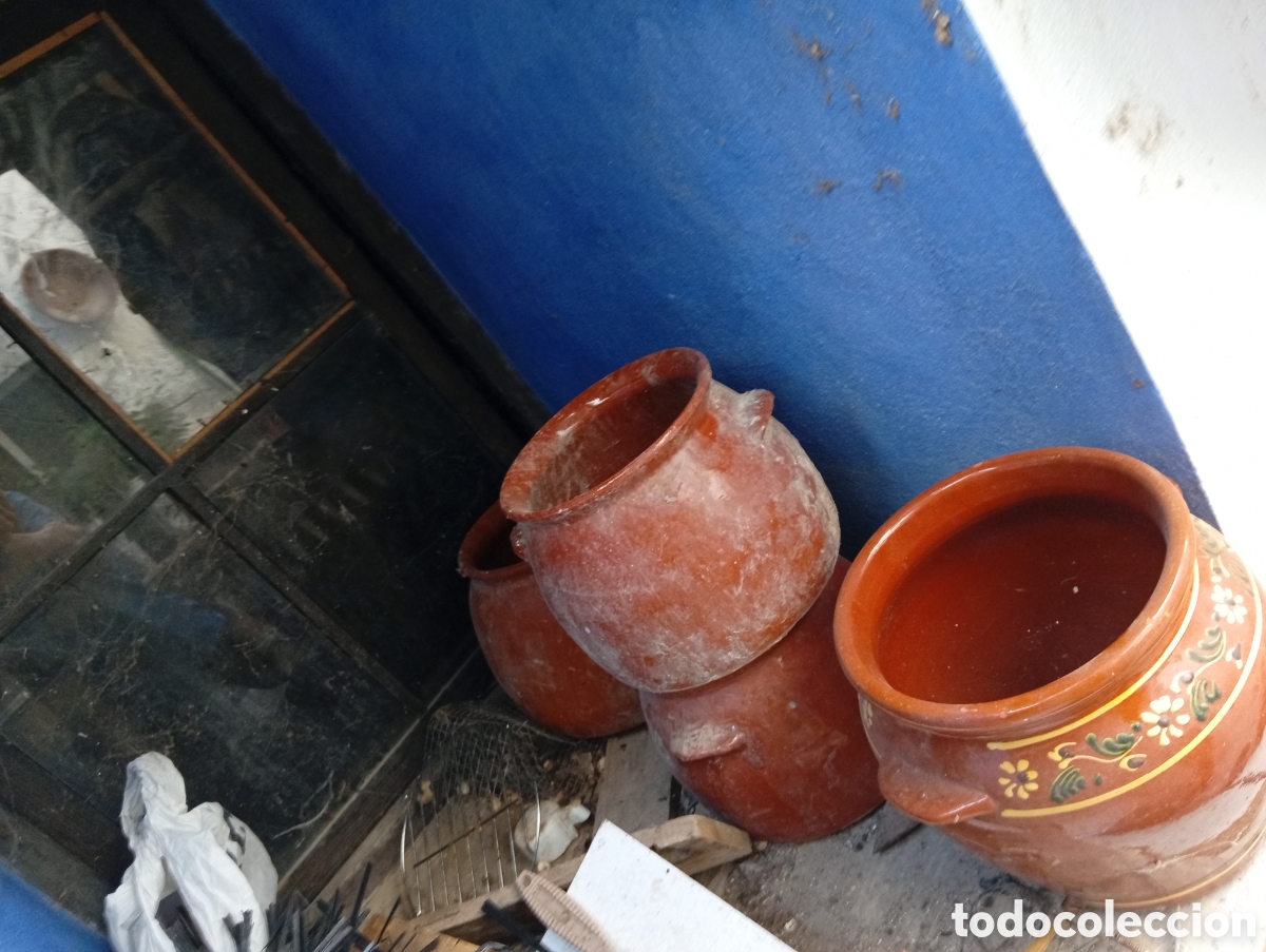 Antig&uuml;edades: Juego de cazuelas de barro - Foto 2