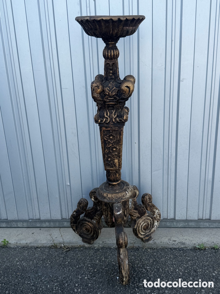 Antig&uuml;edades: Antigua venditera de iglesia francesa