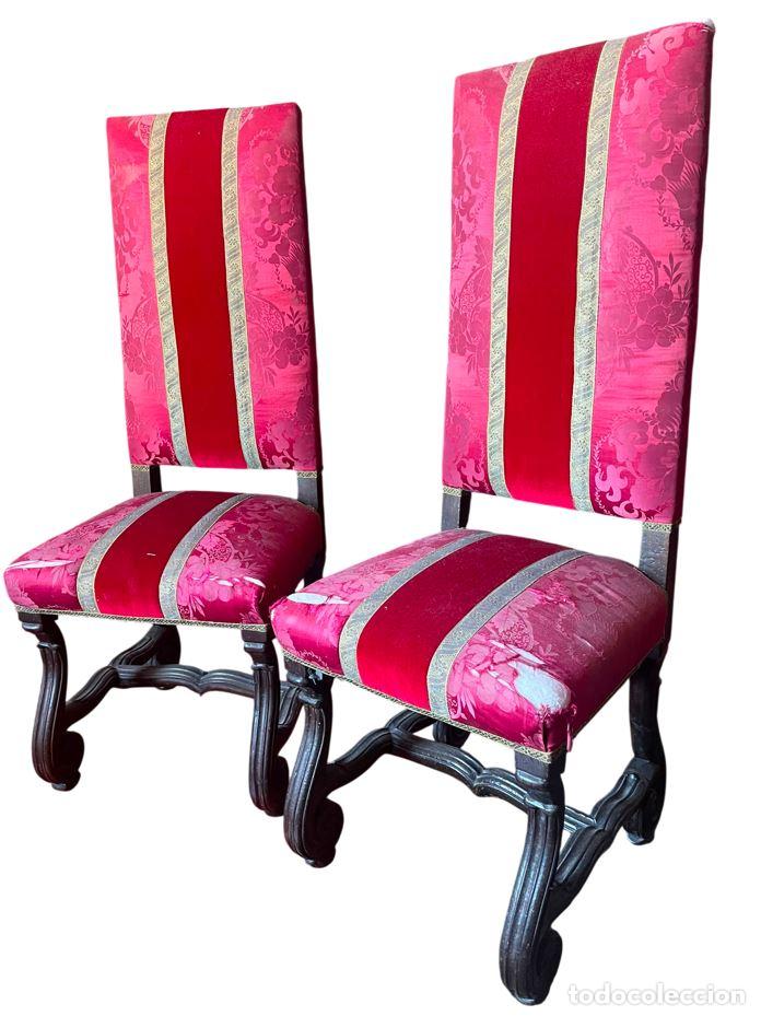 Antig&uuml;edades: PAREJA DE ANTIGUAS SILLAS DE ESTILO BARROCO. MADERA DE NOGAL. ESPA&Ntilde;A. SIGLO XVIII.