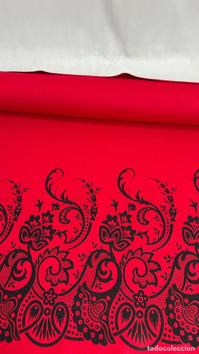 Antig&uuml;edades: Corte para refajo de pa&ntilde;o estampado - Foto 4