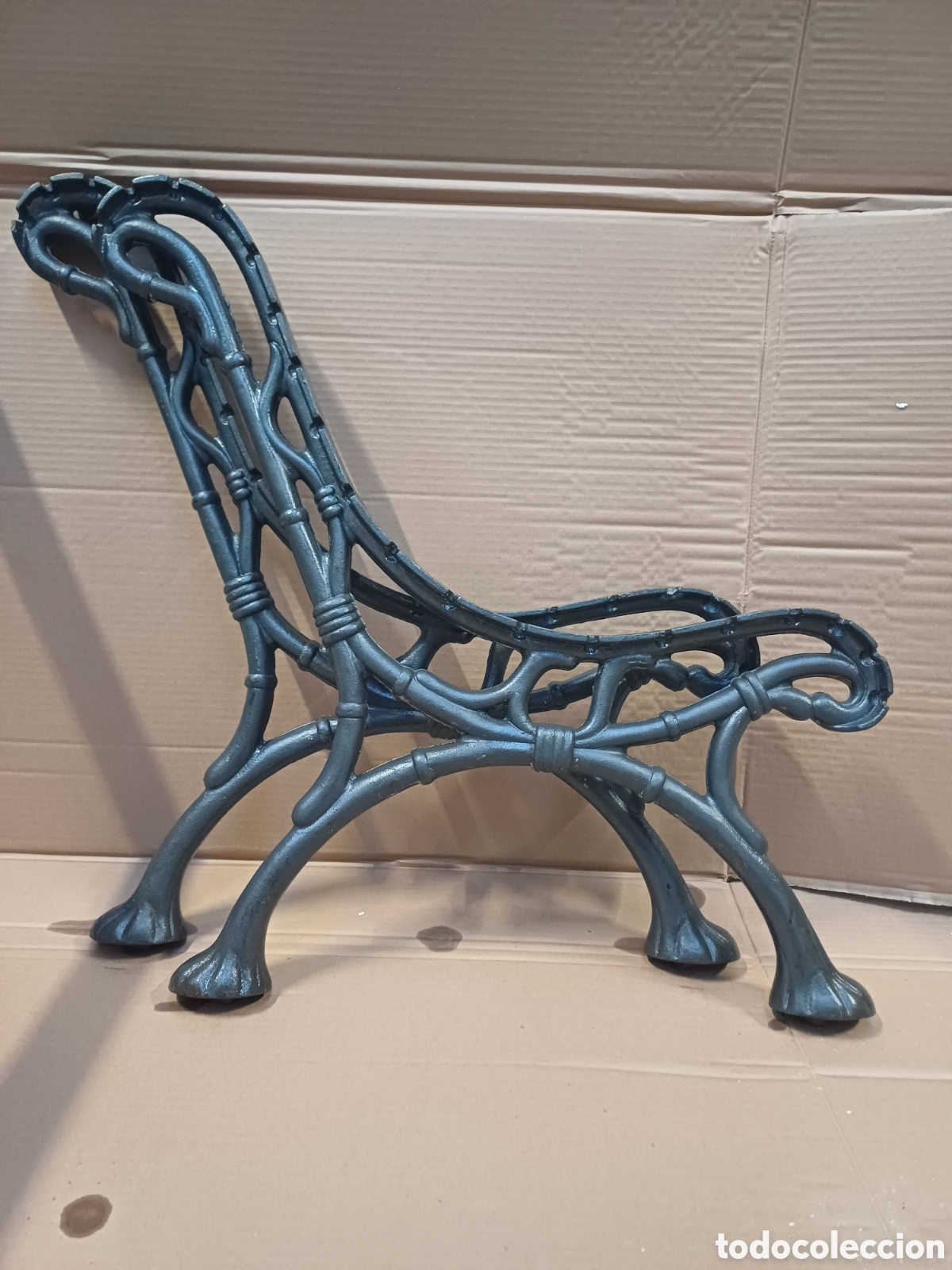 Antig&uuml;edades: Patas para banco- terraza o jard&iacute;n. Hierro fundido