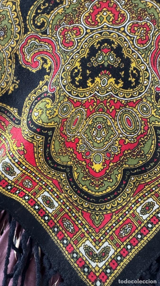 Antig&uuml;edades: Antiguo pa&ntilde;uelo de merino con fleco - Foto 3