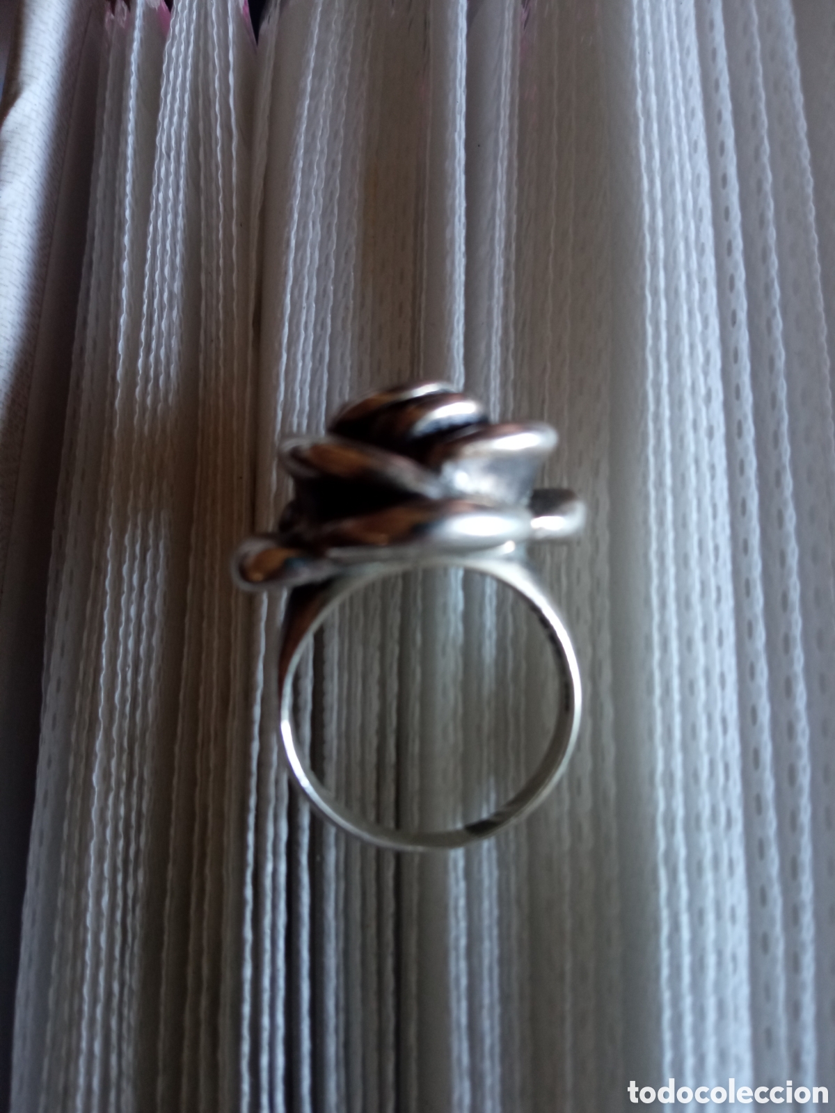 Antig&uuml;edades: Bonito anillo de plata, forma de flor - Foto 2
