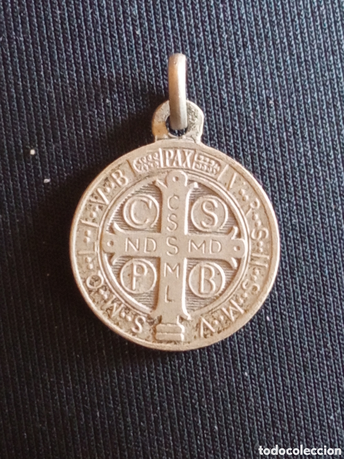 Antig&uuml;edades: Antigua medalla a Doble cara de San Benito, 16mm de di&aacute;metro