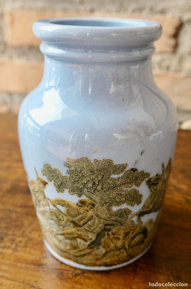 Antig&uuml;edades: tarro es un frasco de carne en conserva (potted meat) o tarro de mostaza de loza Prattware