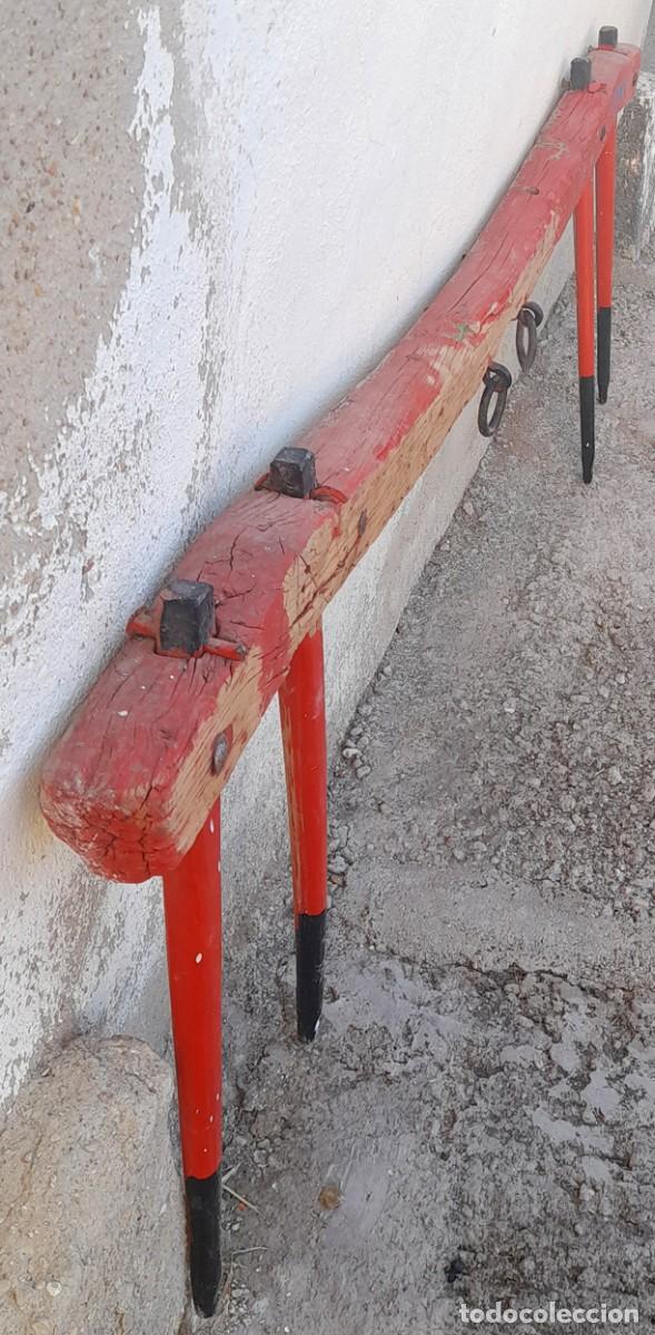 Antig&uuml;edades: Yugo de mulas antiguo doble tiro - Foto 2