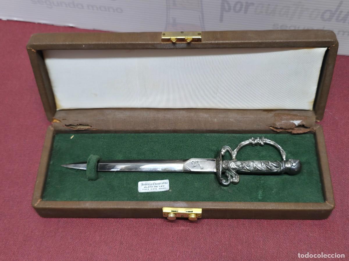 Antig&uuml;edades: Espada abrecartas plata 925 *SG con estuche.
