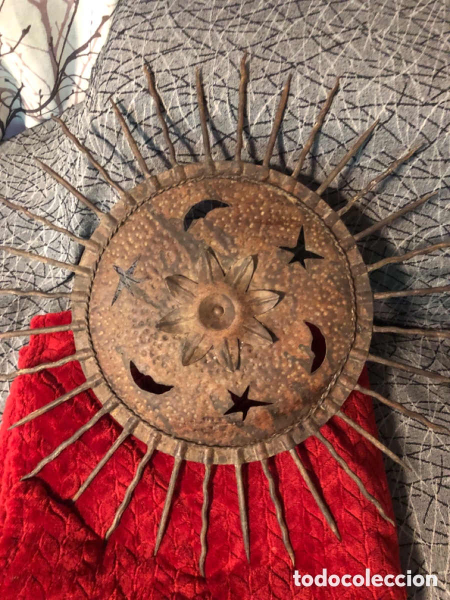 Antig&uuml;edades: L&aacute;mpara forja / Luna Sol Estrella