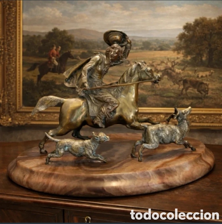 Antig&uuml;edades: Figura de bronce representa una partida de caza
