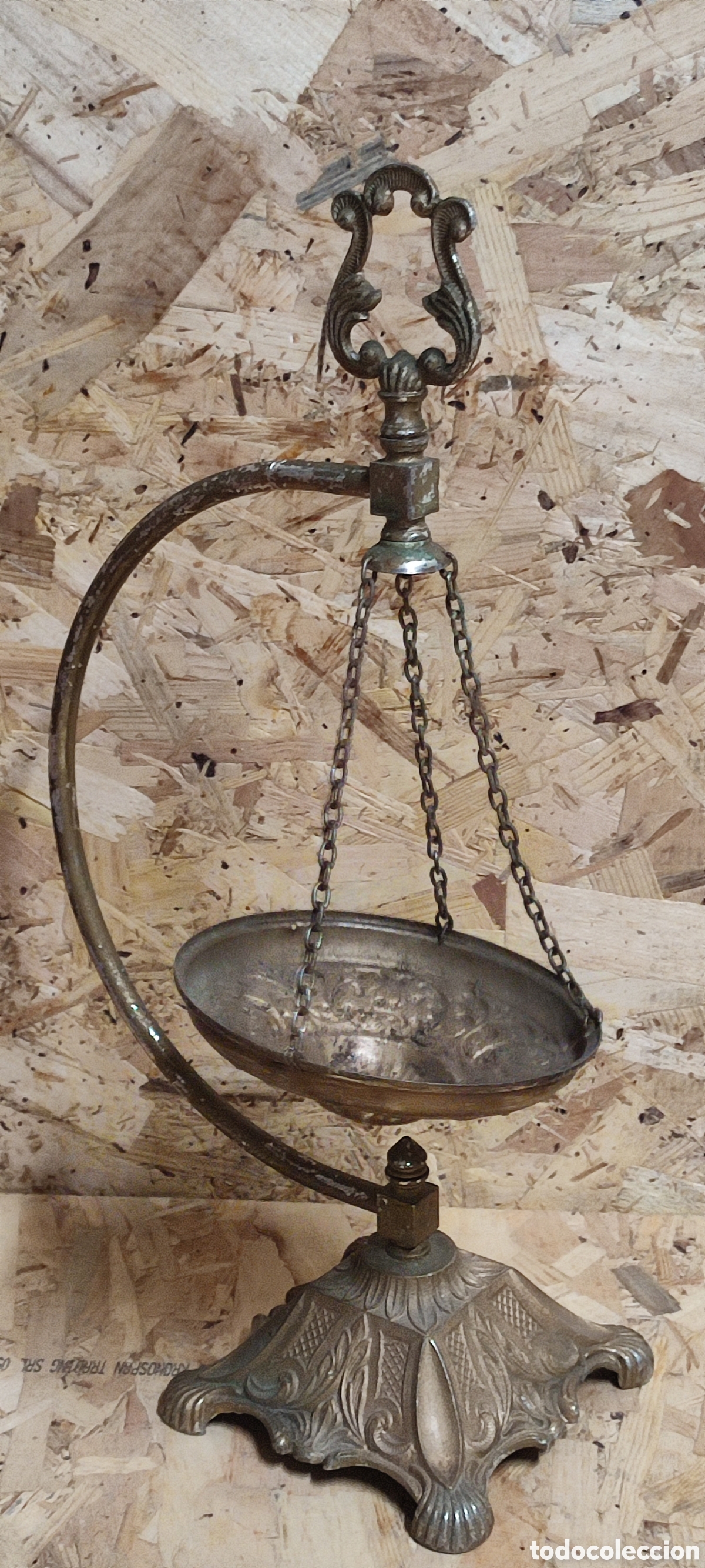 Antig&uuml;edades: Pebetero quemador de incienso de lat&oacute;n para restaurar.