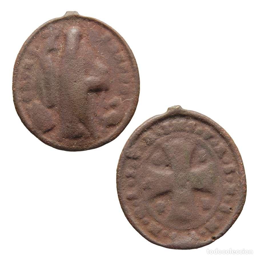 Antig&uuml;edades: Medalla religiosa en metal, siglo XVIII, 16 mm. 916-M